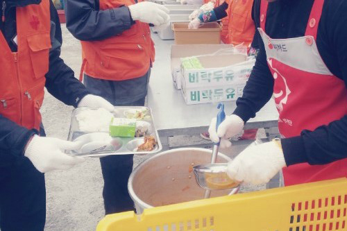 빨간밥차 봉사단 2기 부산팀 백인용